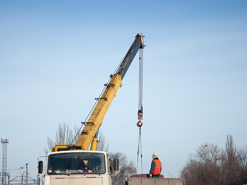 Katlanır Bomlu Vinçler ile Dar Alanlarda Maksimum Verim!